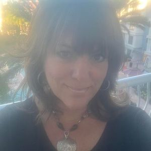 Meet your Posher, Roberta